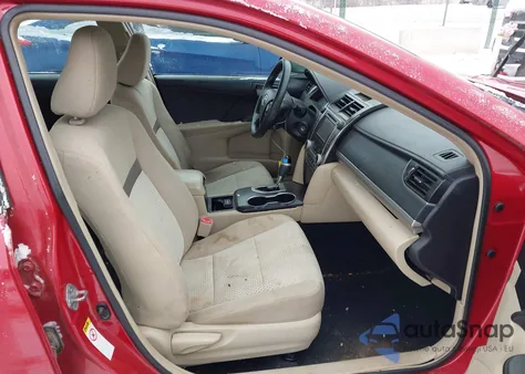 2013 Toyota Camry Le z USA, uszkodzony, nr VIN 4T1BF1FKXDU708627